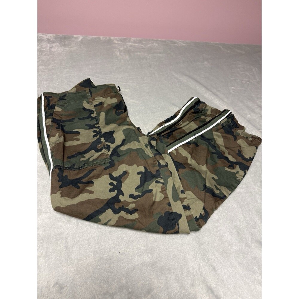 Sanctuary Standard Surplus Camo Cargo Pants Women Size 29 Side Stripe Jogger